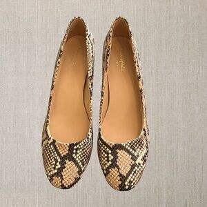 Kate Spade Beverly Block Heel Pumps 8M Vellum Snake Print